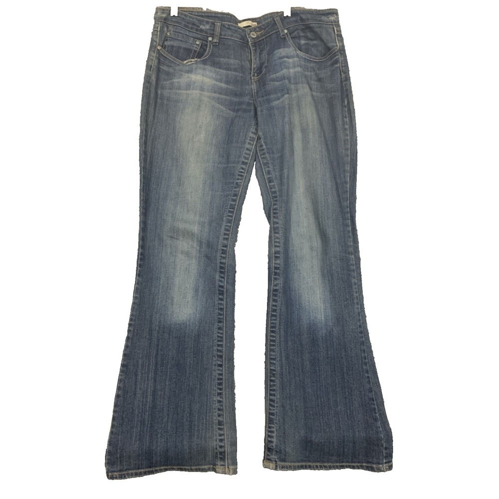 Refuge Flare Jeans Womens 13L Medium Wash Low Rise Embroidered Pocket Y2K